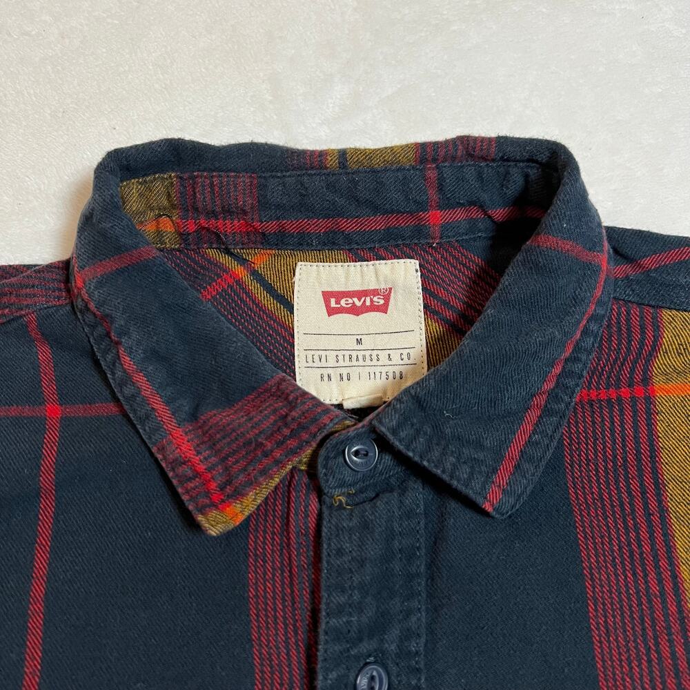 Levi's Men's Plaid Flannel Button Up Shirt Size M Hipster Layers Skater Cotton - Picture 5 of 10